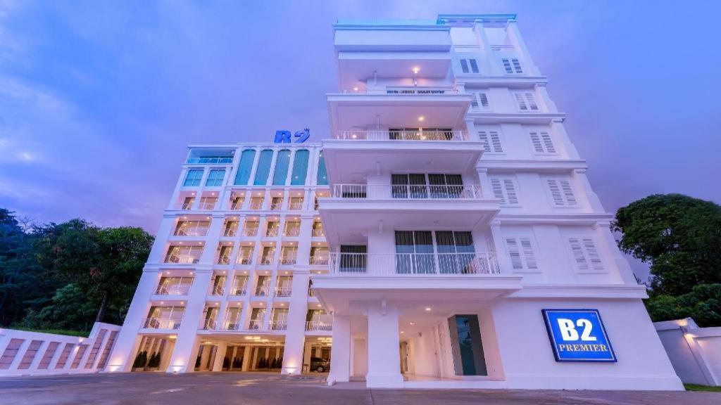 B2 Phuket Premier Hotel Patong 외부 사진